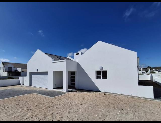 3 BEDROOM HOUSE FOR SALE IN GOLDEN MILE